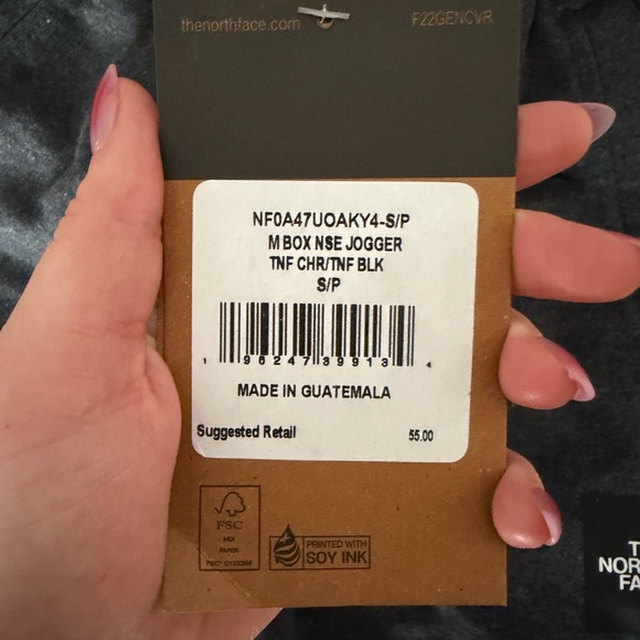 The North Face Men's Charcoal Joggers - Picture 8 of 10